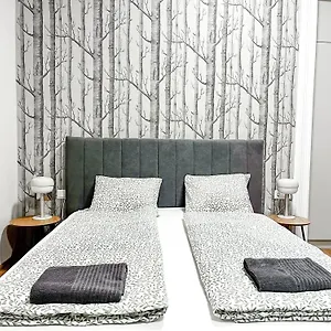 T32 Modern Apartment